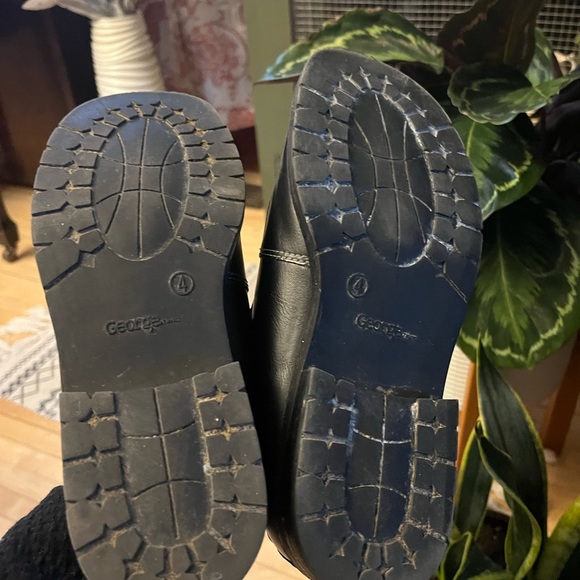 GEORGE Boy Slip-on dress shoe, size 4, great condition - Picture 7 of 8